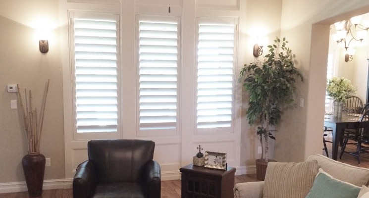 Destin parlor white shutters